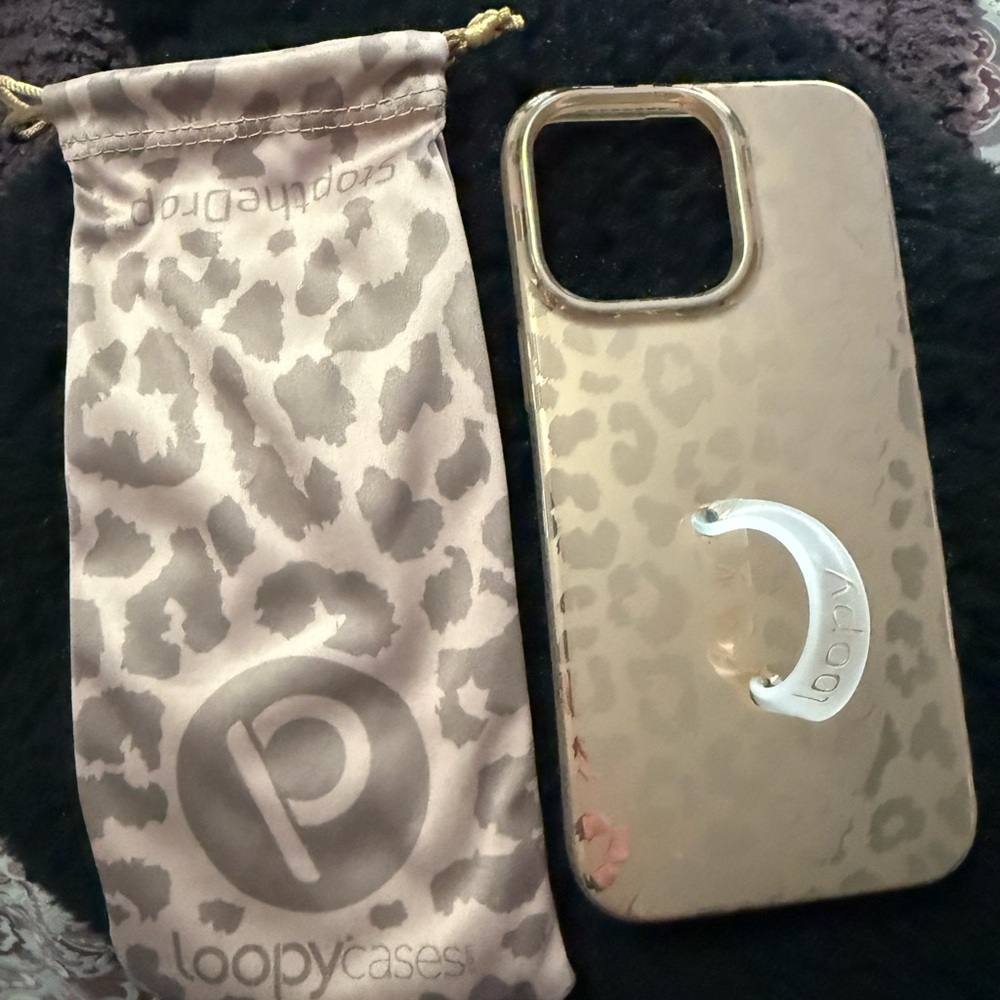 Loopy iPhone 14 Pro Max case, Righty